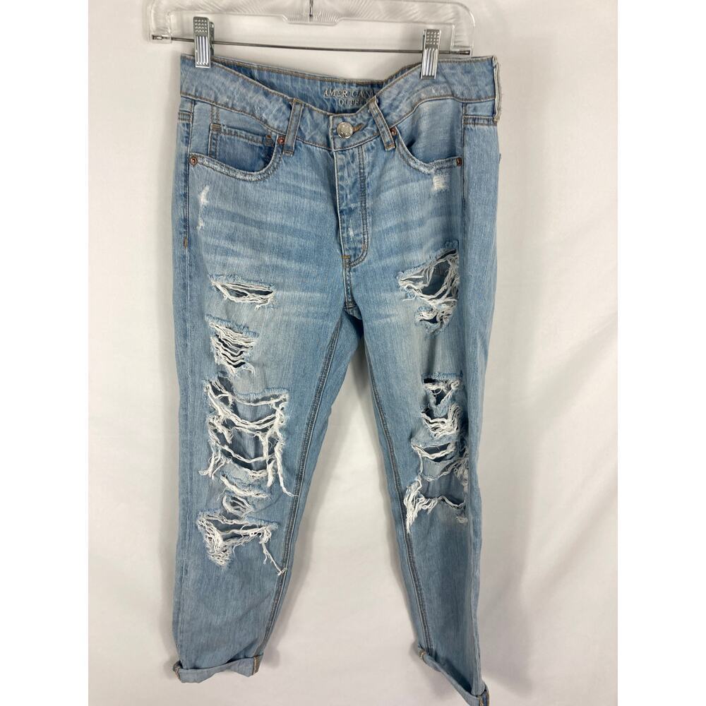 American Eagle Distressed Tomgirl Jean Size 4R